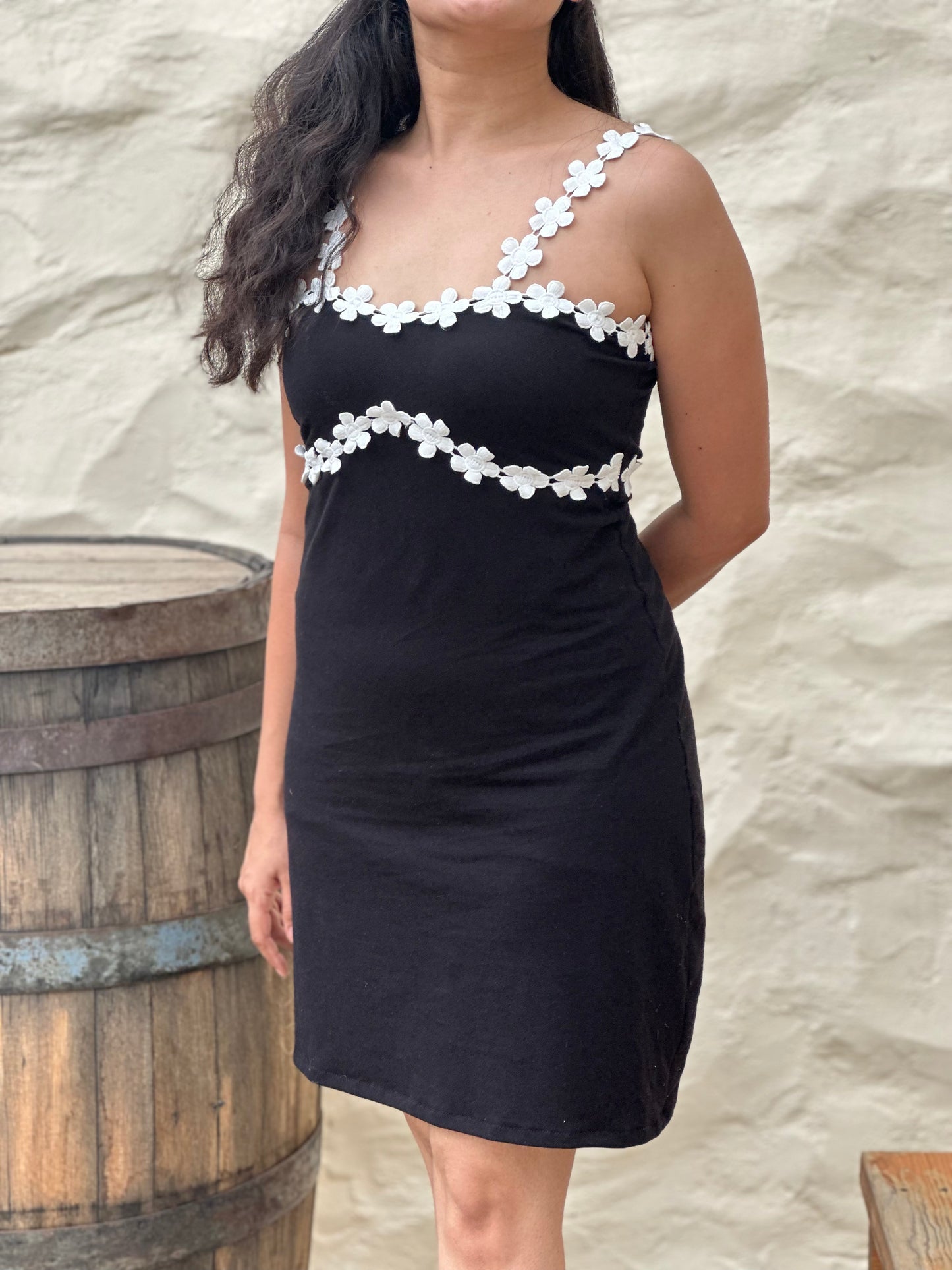 LUNA PETAL BLACK DRESS